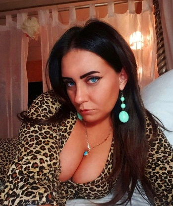 Приглашаю в гости на интимное свидание, где ты сможешь расслабиться, насладиться моментом и забыть обо всех заботах. Я твое исключительное удовольствие! 2800, 35 лет